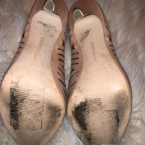 BCBGeneration Nude Metallic Platform Pumps - Picture 3 of 8